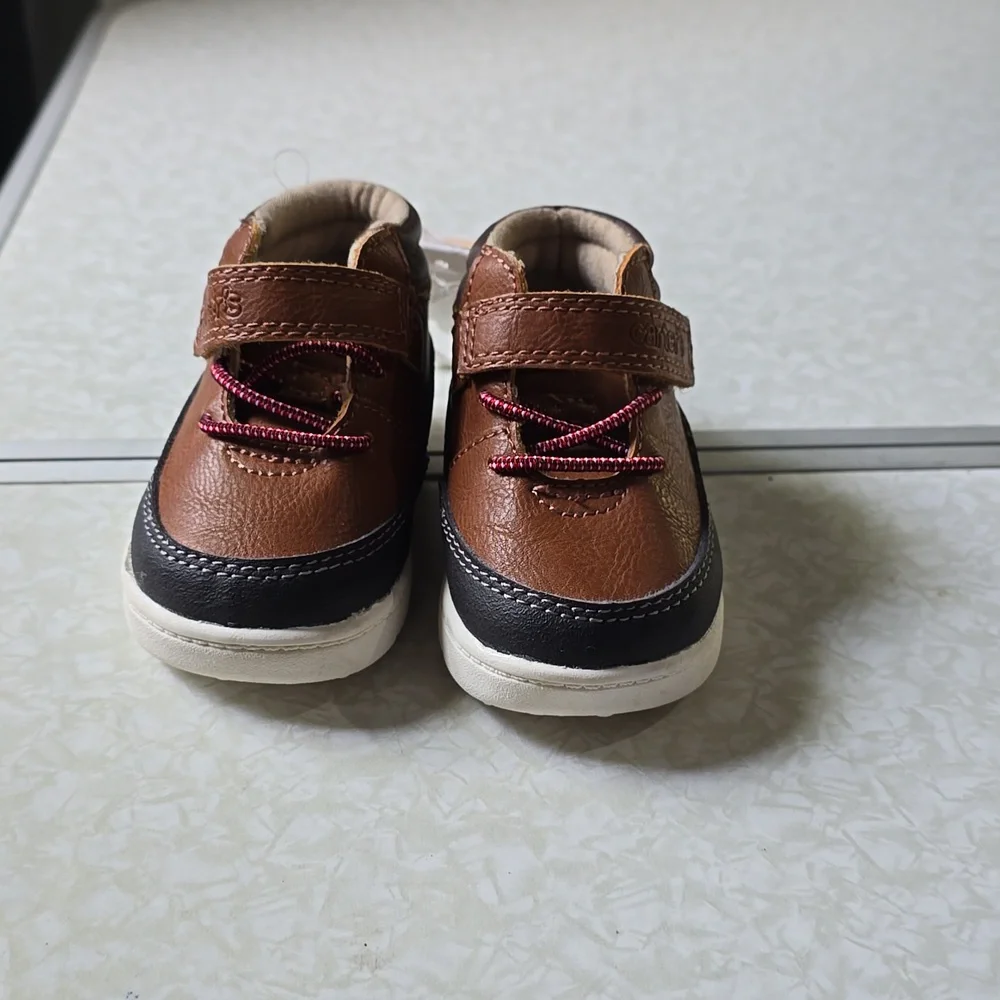 Carters‎ baby boy winter boots size 2.5 NWT